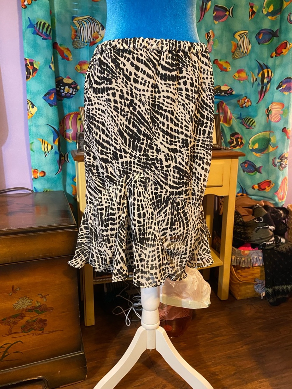 Black & White Animal Print Ruffle Hem Women's Skirt